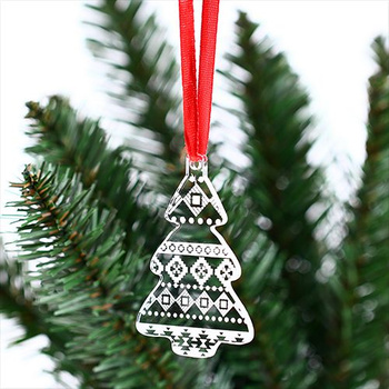 Acrylic bauble for the Christmas tree