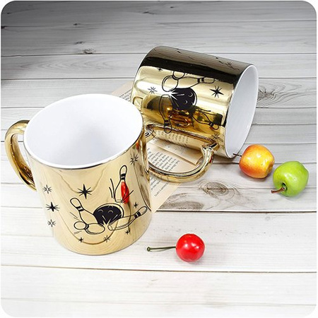 MUG FOR A SPORTS BOWLING PLAYER