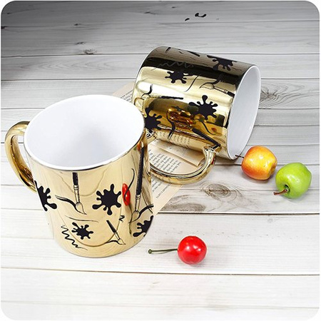 MUG FOR A PAINTER PAINTING