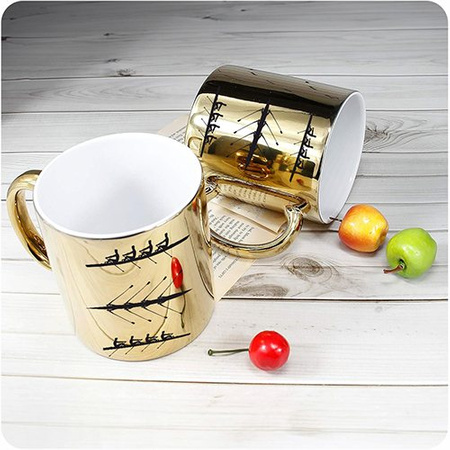 MUG FOR A ROWER ROWING